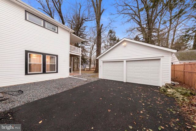 11 HENDRICKSON RD, Lawrenceville, NJ 08648