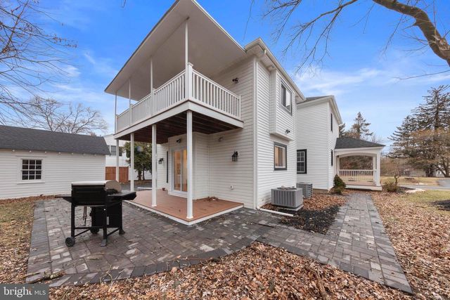 11 HENDRICKSON RD, Lawrenceville, NJ 08648