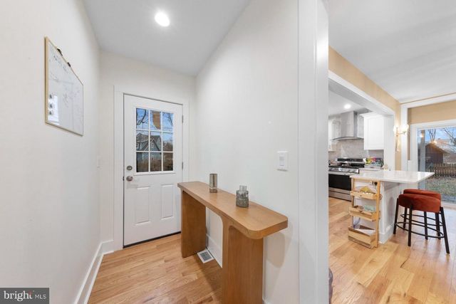 11 HENDRICKSON RD, Lawrenceville, NJ 08648