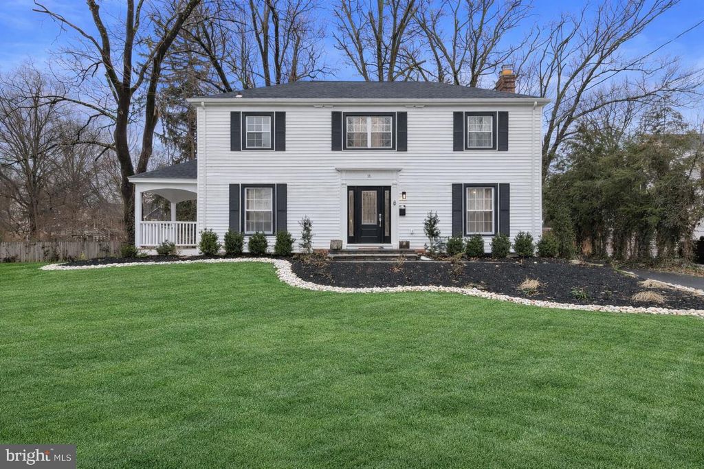 11 HENDRICKSON RD, Lawrenceville, NJ 08648