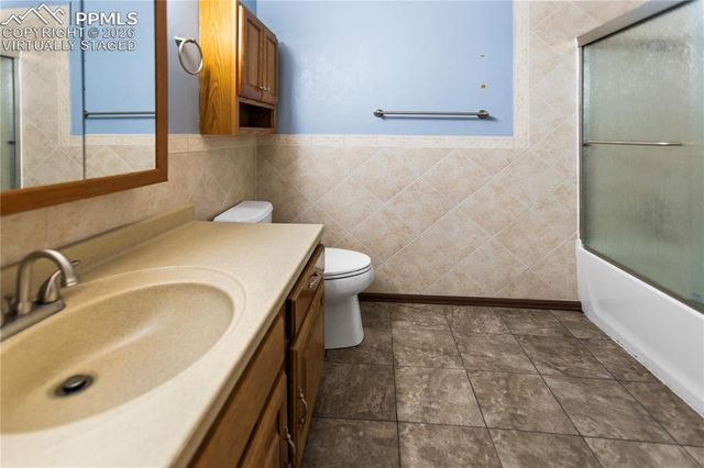 1129 Forest Hill Road, Woodland Park, CO 80863