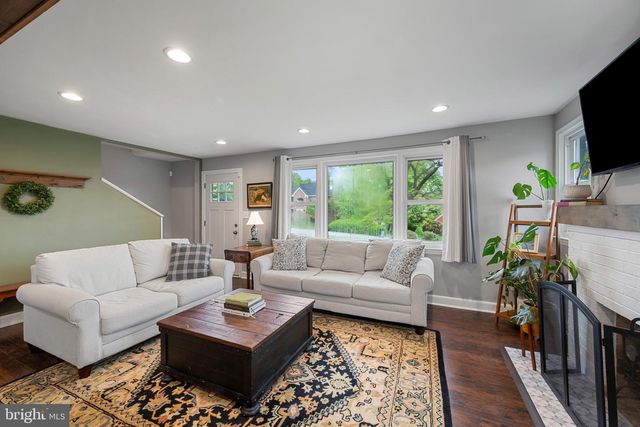 705 LONGVIEW AVE, Westminster, MD 21157