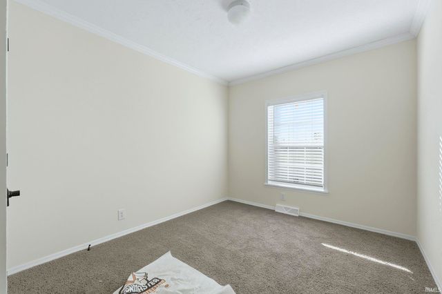 6713 Albatross Drive, New Haven, IN 46774