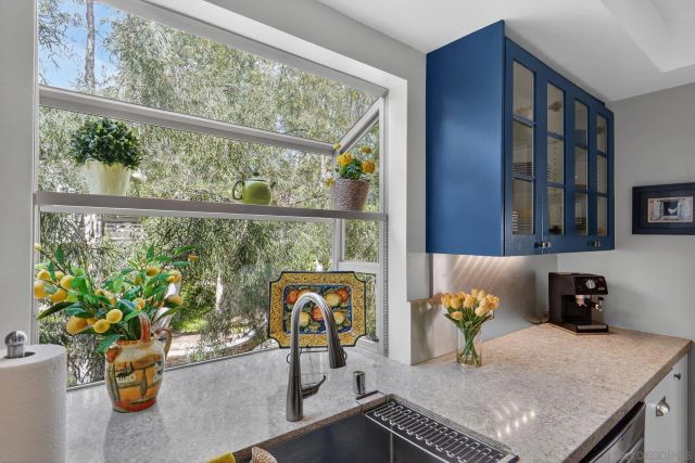 4324 Caminito de la Escena, San Diego, CA 92108