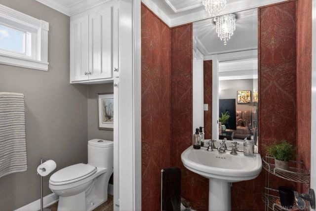 4324 Caminito de la Escena, San Diego, CA 92108