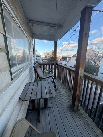 2722 Mission St, South Side, PA 15203