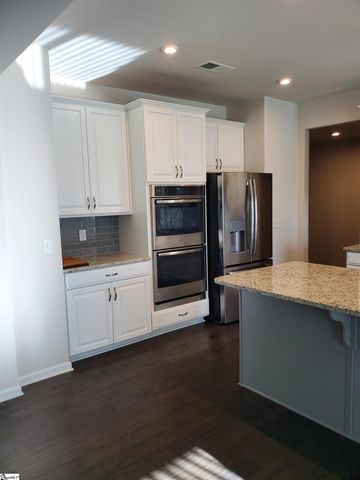 211 Limberlock Way, Simpsonville, SC 29681