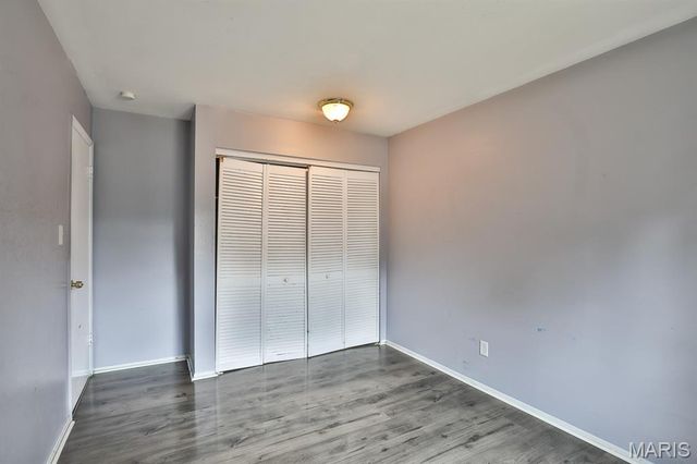 17 Roland Avenue, Ballwin, MO 63021