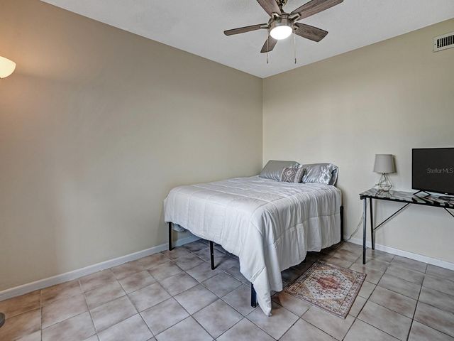 625 N KEENE ROAD B, Clearwater, FL 33755