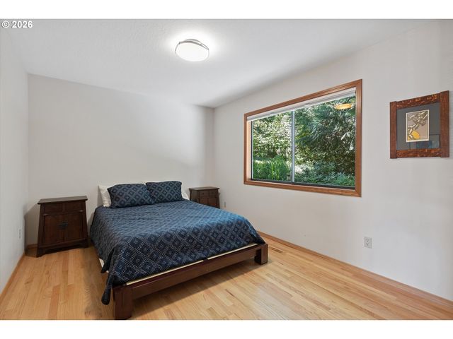 10052 Sw BALMER Cir, Portland, OR 97219
