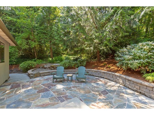 10052 Sw BALMER Cir, Portland, OR 97219