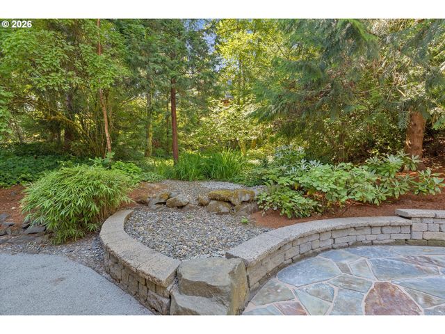 10052 Sw BALMER Cir, Portland, OR 97219