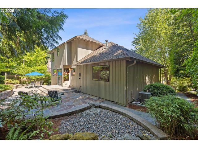 10052 Sw BALMER Cir, Portland, OR 97219