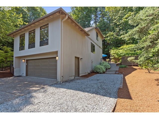 10052 Sw BALMER Cir, Portland, OR 97219