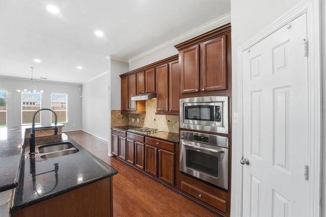 13401 Indigo Sands Drive, Pearland, TX 77584