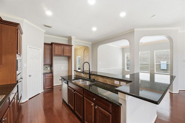 13401 Indigo Sands Drive, Pearland, TX 77584