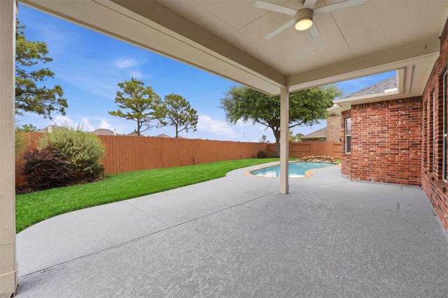 13401 Indigo Sands Drive, Pearland, TX 77584