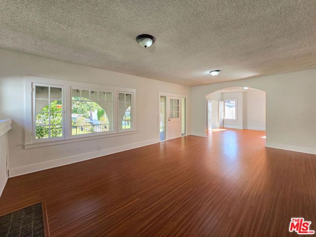 1315 Winchester Avenue, Glendale, CA 91201