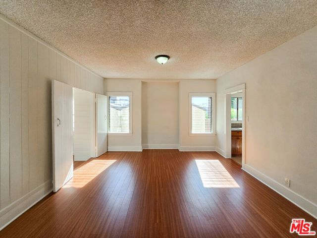 1315 Winchester Avenue, Glendale, CA 91201