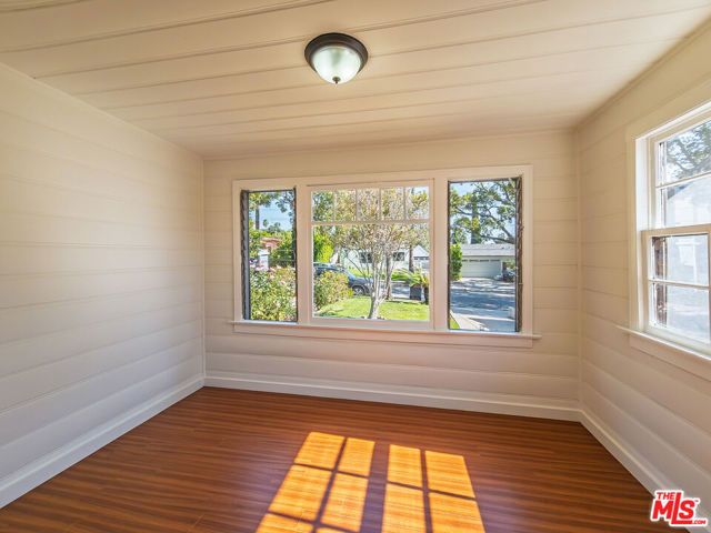 1315 Winchester Avenue, Glendale, CA 91201
