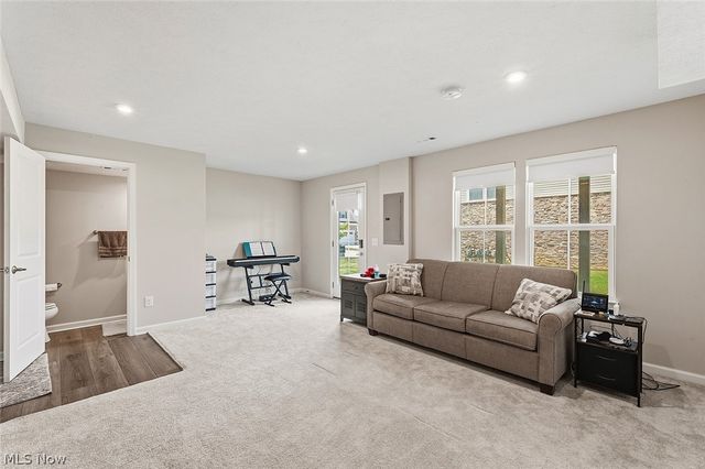 3419 Links Drive, Fairlawn, OH 44333