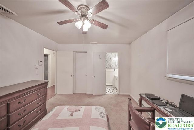 133 Brentwood, Palmer Twp, PA 18045