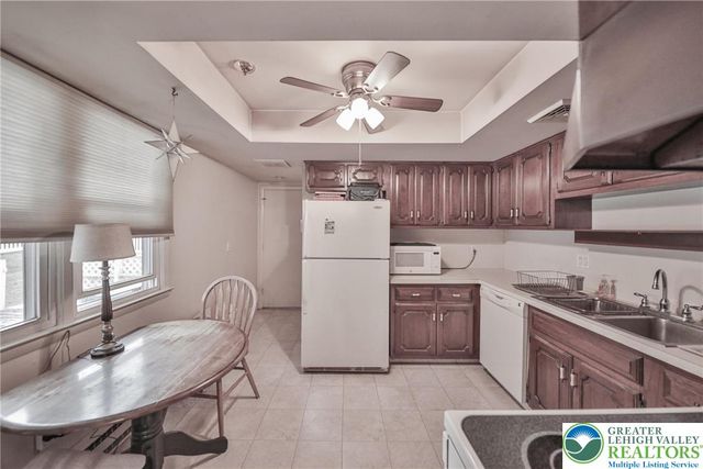 133 Brentwood, Palmer Twp, PA 18045