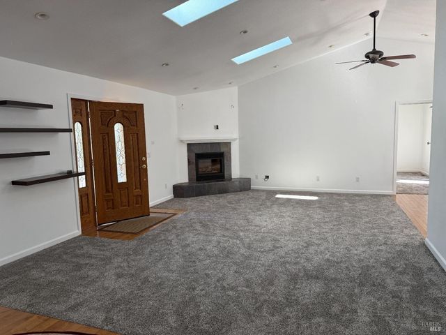 18920 Timberpointe Dr, Fort Bragg, CA 95437