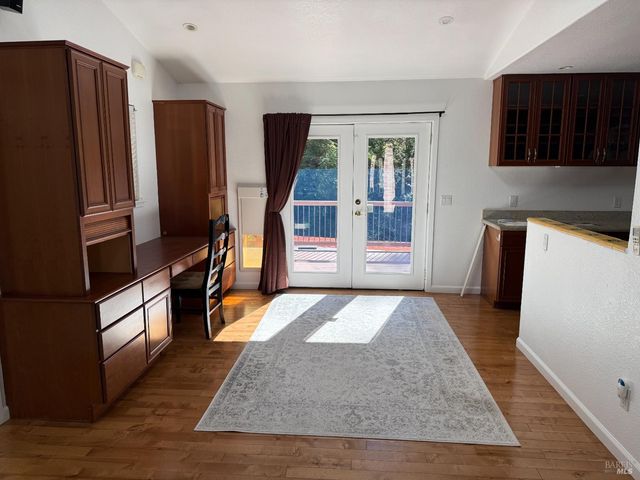 18920 Timberpointe Dr, Fort Bragg, CA 95437