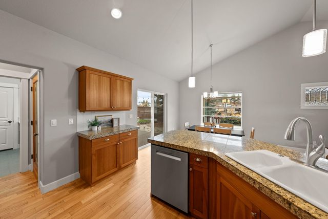 20292 Halfway Road, Bend, OR 97703