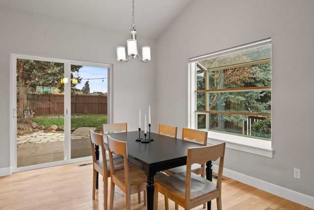 20292 Halfway Road, Bend, OR 97703