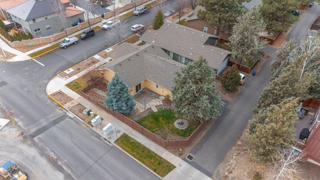 20292 Halfway Road, Bend, OR 97703