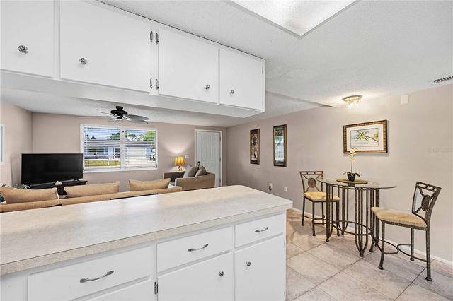 131 DARTMOUTH ROAD, Venice, FL 34293