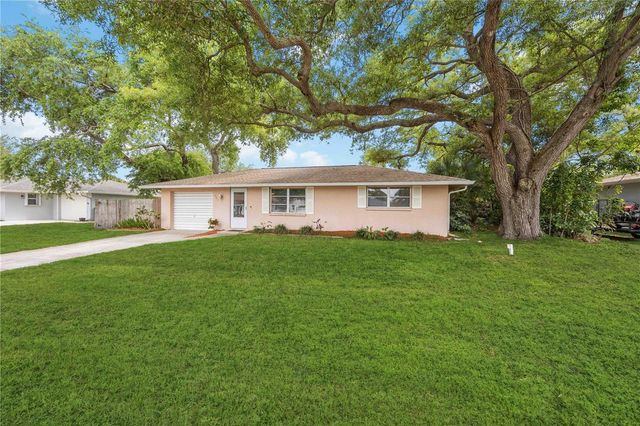 131 DARTMOUTH ROAD, Venice, FL 34293