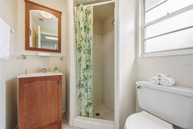 131 DARTMOUTH ROAD, Venice, FL 34293