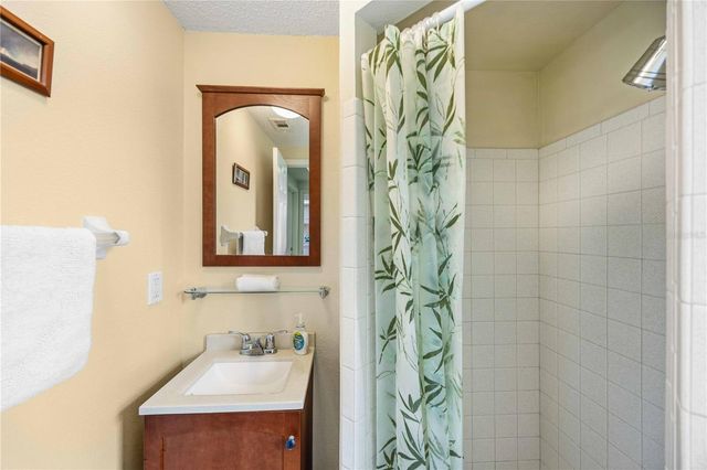 131 DARTMOUTH ROAD, Venice, FL 34293