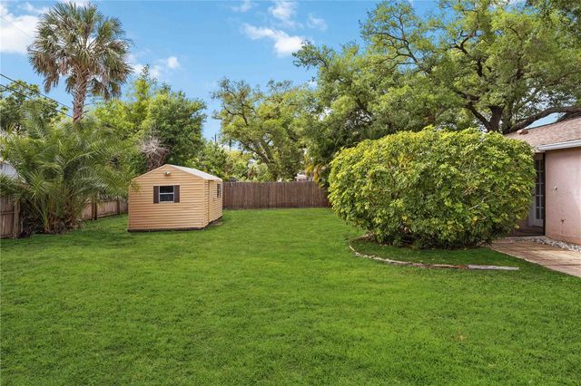 131 DARTMOUTH ROAD, Venice, FL 34293