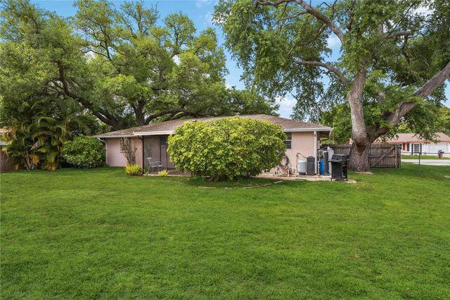 131 DARTMOUTH ROAD, Venice, FL 34293