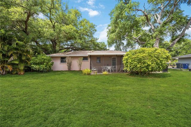 131 DARTMOUTH ROAD, Venice, FL 34293