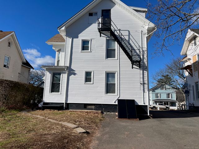 77 Windsor Avenue 2, Meriden, CT 06451