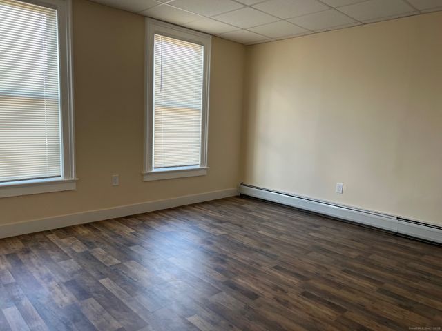 77 Windsor Avenue 2, Meriden, CT 06451