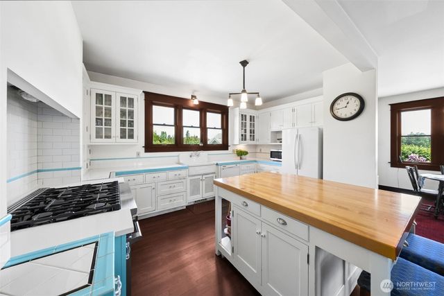 37824 176th Avenue SE, Auburn, WA 98092