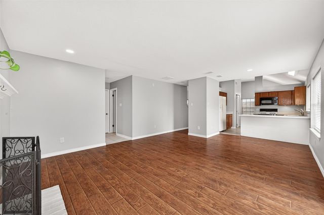 10414 Green Valley Ln, Houston, TX 77064