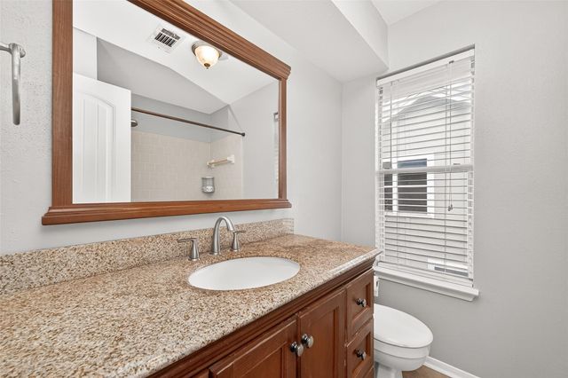 10414 Green Valley Ln, Houston, TX 77064