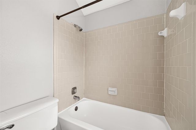 10414 Green Valley Ln, Houston, TX 77064