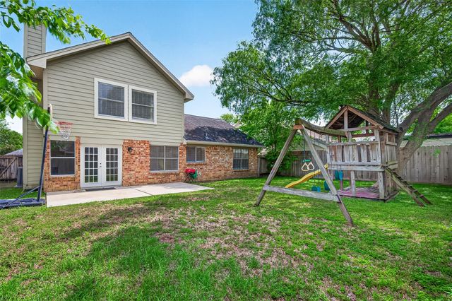 10414 Green Valley Ln, Houston, TX 77064