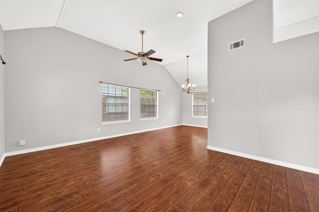 10414 Green Valley Ln, Houston, TX 77064