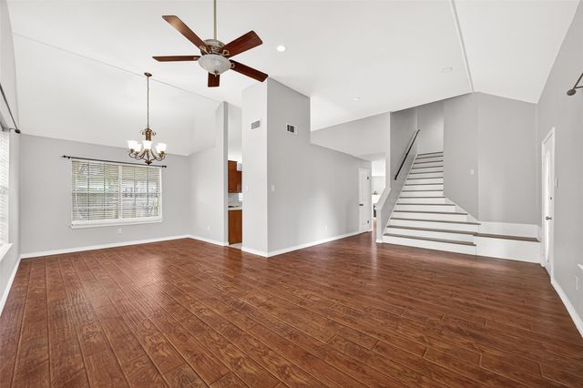 10414 Green Valley Ln, Houston, TX 77064