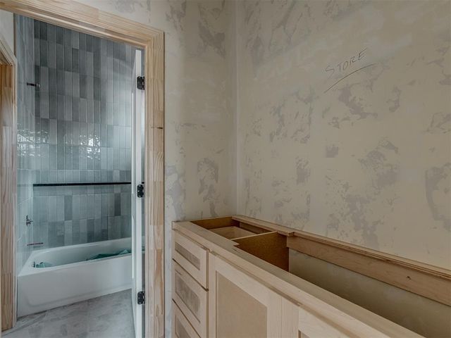 3932 Shady Hill Trail, Edmond, OK 73034