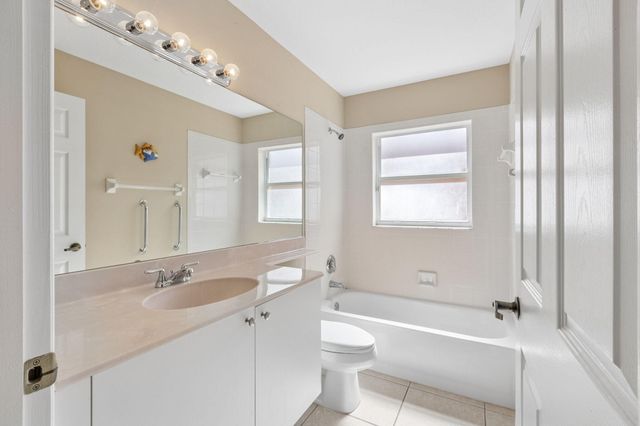 6833 Viale Elizabeth, Delray Beach, FL 33446